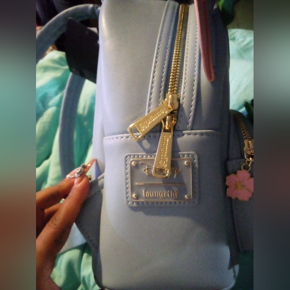 Disney loungefly stich hula backpack - Picture 2 of 2